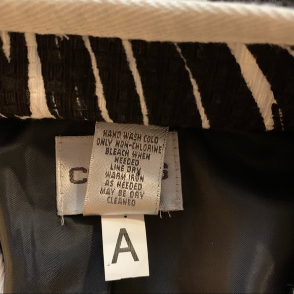 Chico’s Black & White Sweater Cardigan Size 0 (S) - Picture 10 of 10